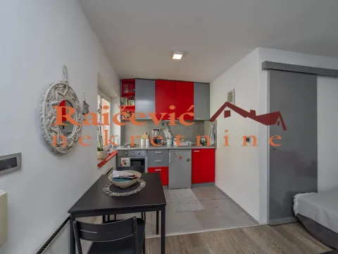 Izdavanje, jednosoban stan, 31m², Zvezdara Sve Podlokacije, Beograd - image 3
