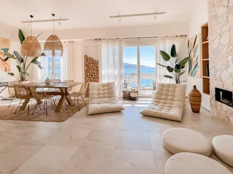 Prodaja, četvorosoban stan, 184m², Tivat, Crna Gora - image 9