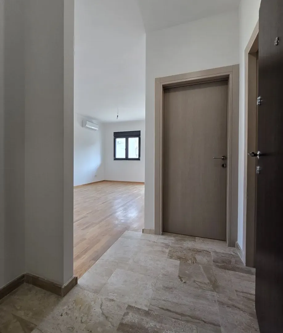 Sale, one bedroom apartment, 42m², Ilino, Bar