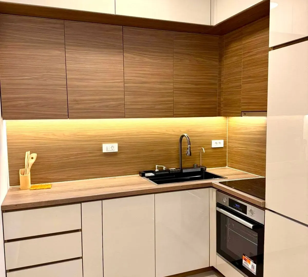 Izdavanje, jednosoban stan, 47m², New City, Podgorica