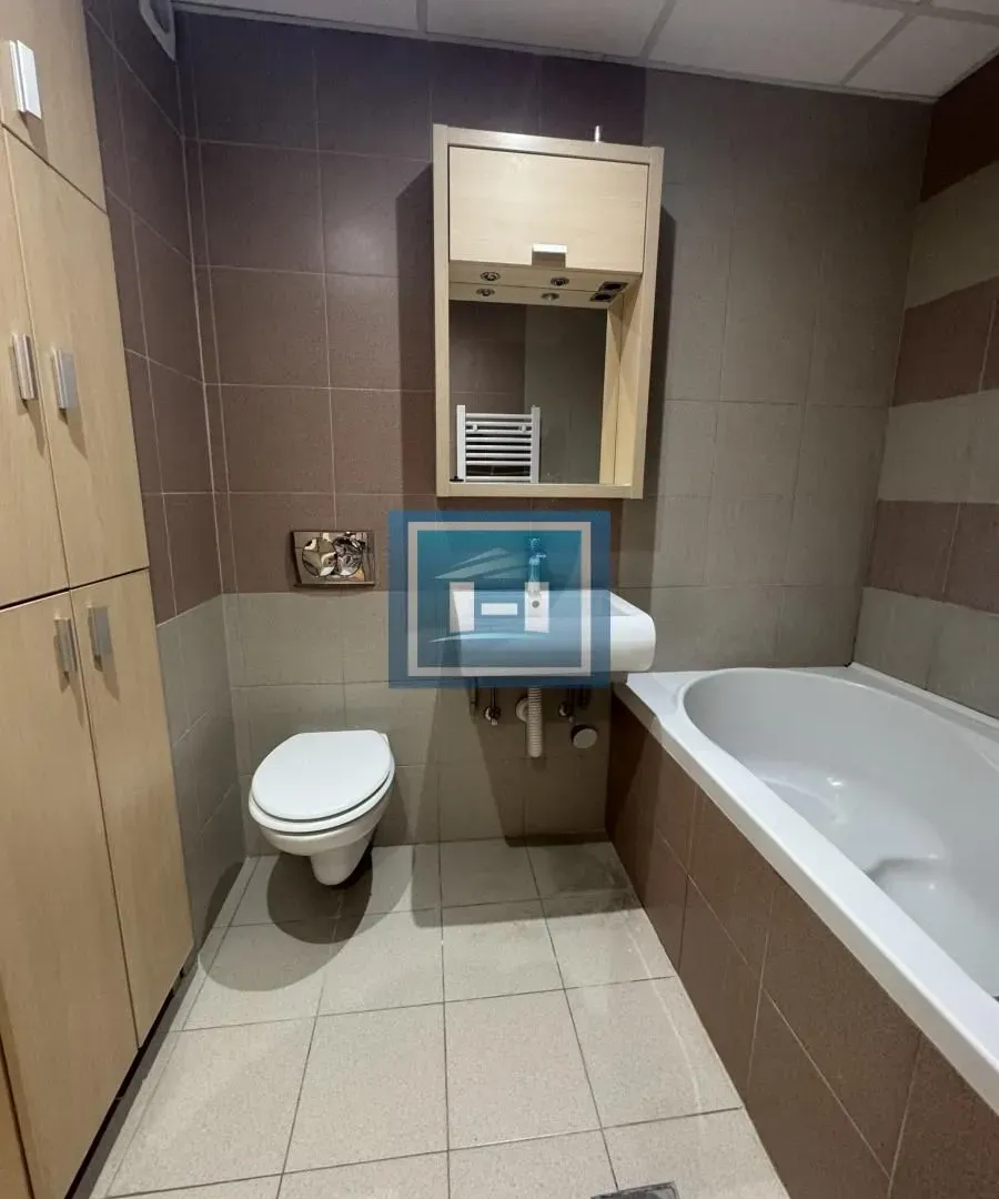 Prodaja, trosoban stan, 82m², Centar, Jagodina