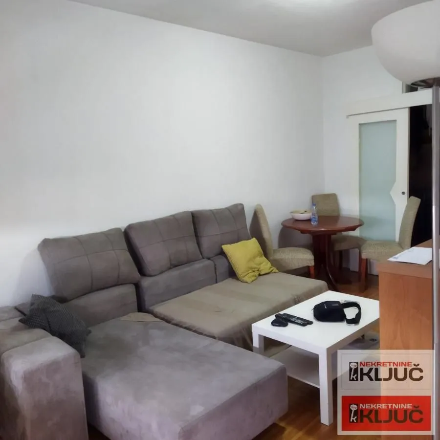 Prodaja, dvosoban stan, 44m², Socijalno, Novi Sad Sve Podlokacije