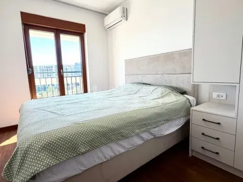 Izdavanje, dvosoban stan, 75m², Master Kvart, Podgorica - image 6