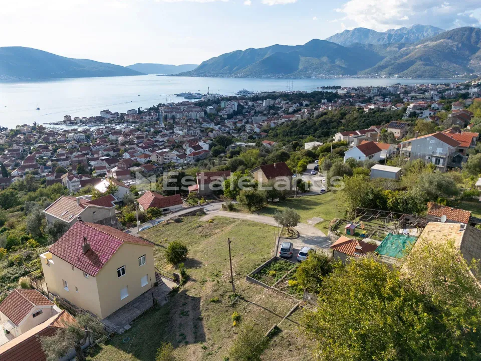 Prodaja, plac, 1113m², Kalimanj, Tivat