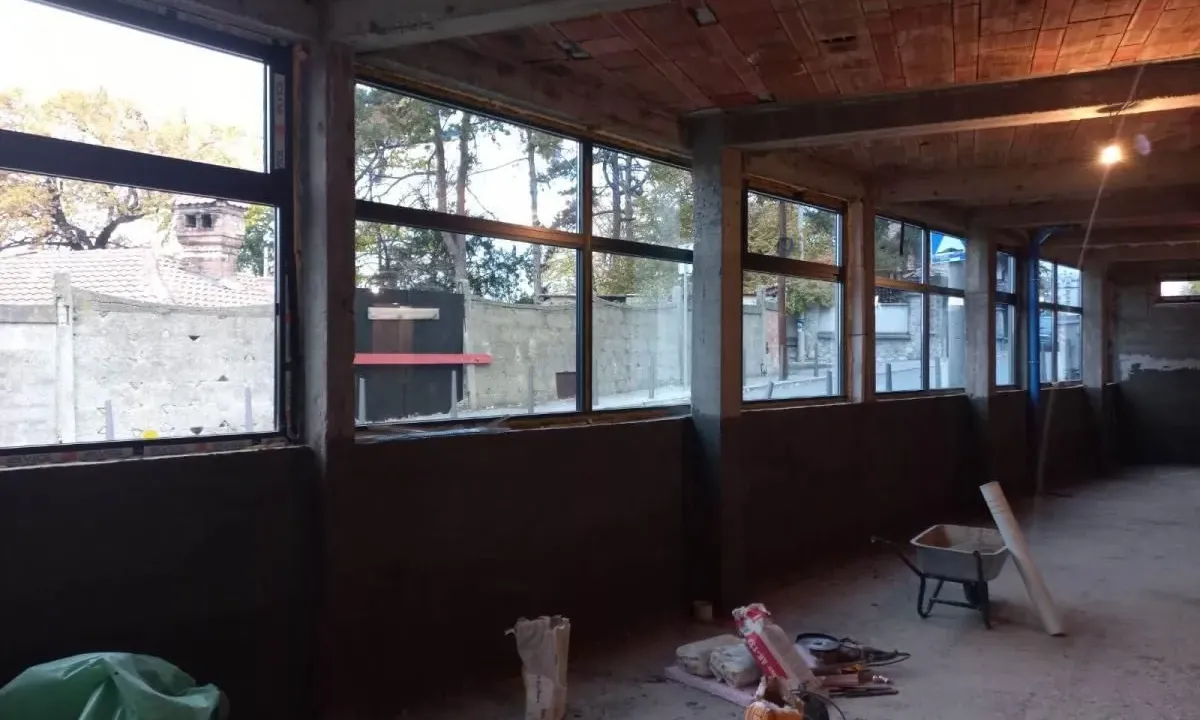 Izdavanje, poslovni prostor, 278m², Senjak, Beograd