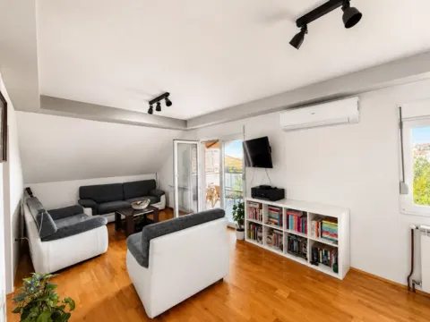 Sale, house, 220m², Grocka, Beograd - image 15