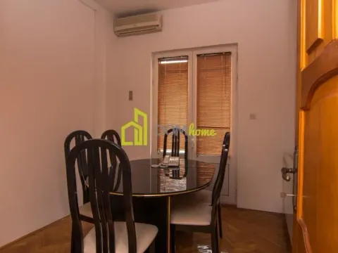 Izdavanje, kuća, 400m², Momišići, Podgorica - image 3