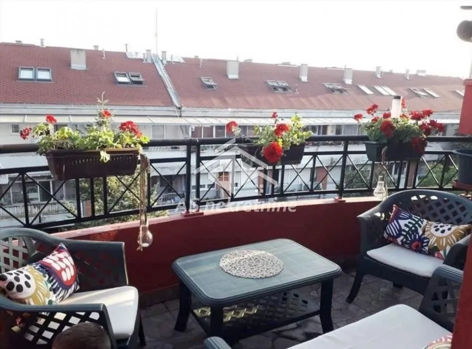 Sale, three bedroom apartment, 133m², Cvetkova Pijaca, Zvezdara Sve Podlokacije