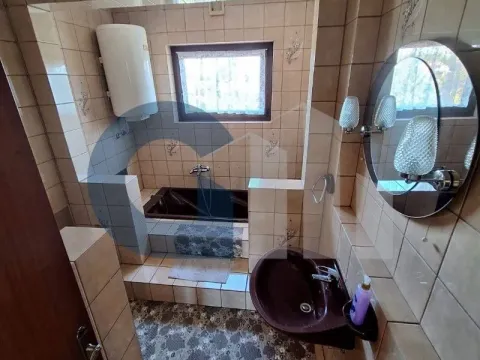 Rent, house, 360m², Centar, Stara Pazova - image 13