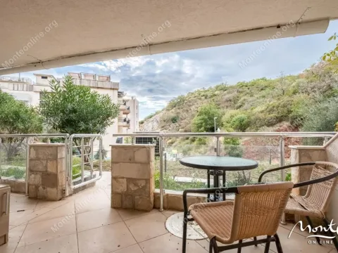 Sale, one bedroom apartment, 38m², Pržno, Budva - image 14