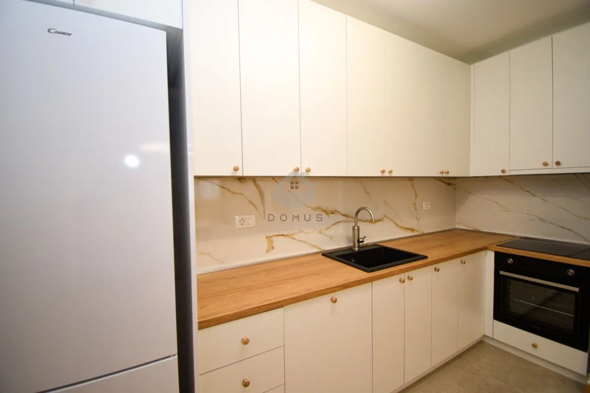 Izdavanje, dvosoban stan, 75m², City Kvart, Podgorica