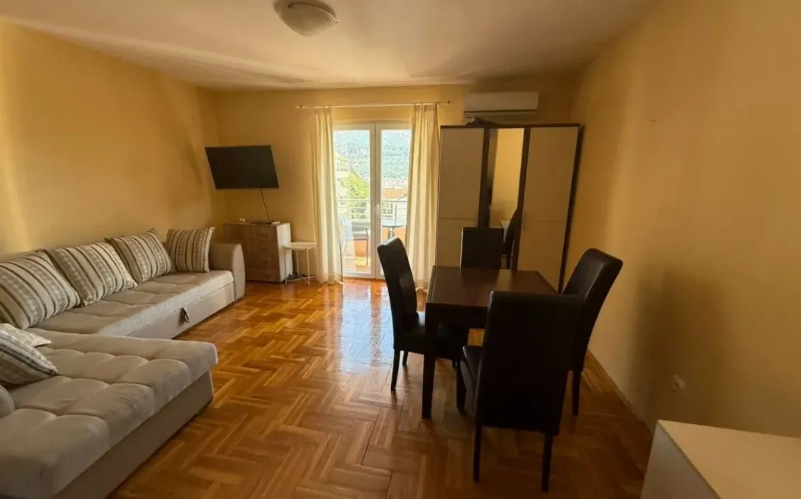 Izdavanje, garsonjera, 30m², Babin Do, Budva