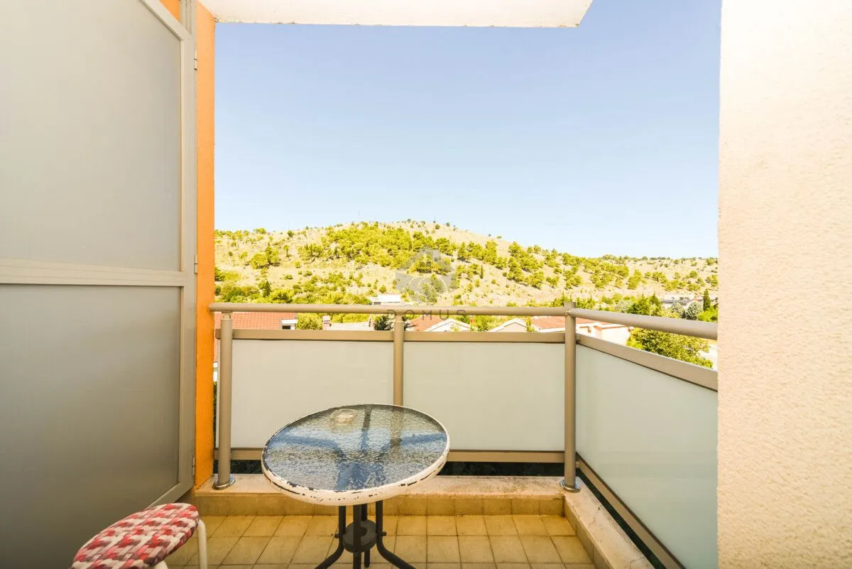 Rent, one bedroom apartment, 30m², City Kej, Podgorica