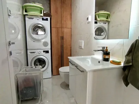 Prodaja, stan, 69m², Stari Aerodrom, Podgorica - image 12