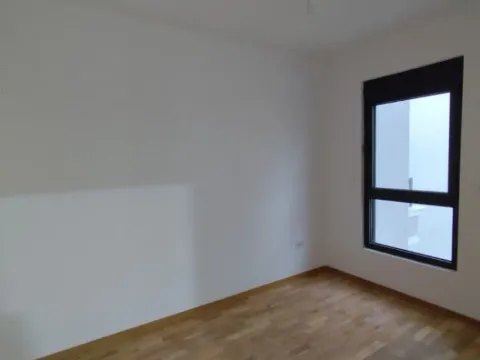 Prodaja, dvosoban stan, 69m², Šušanj, Bar - image 6