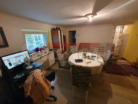 Prodaja, dvosoban stan, 36m², Cvetni Trg, Vračar Sve Podlokacije - image 2