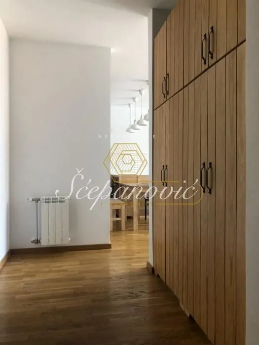 Sale, three bedroom apartment, 70m², Bulevar Oslobodjenja, Novi Sad Sve Podlokacije