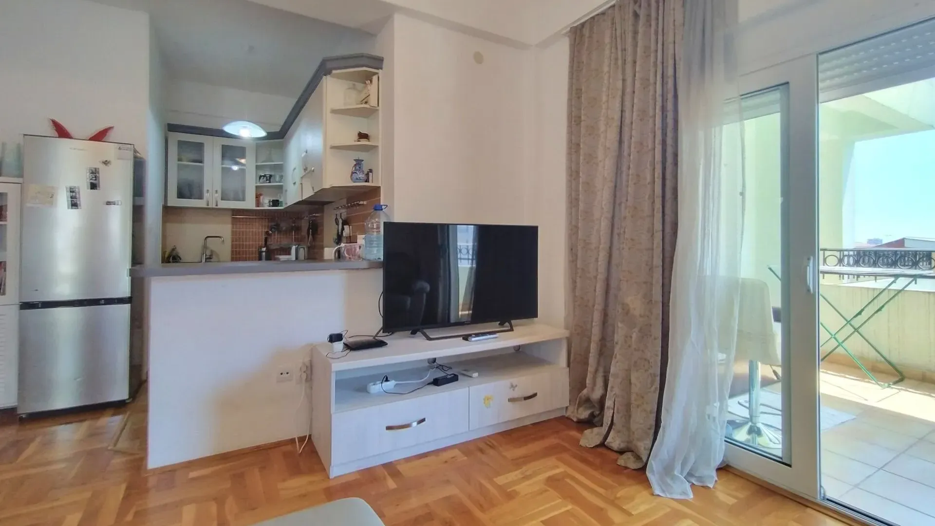 Prodaja, dvosoban stan, 65m², Maine, Budva