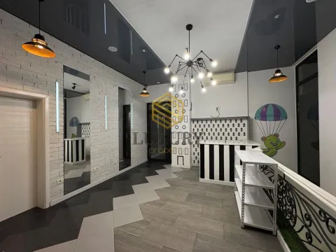 Poslovni prostor in Dalmatinska ulica