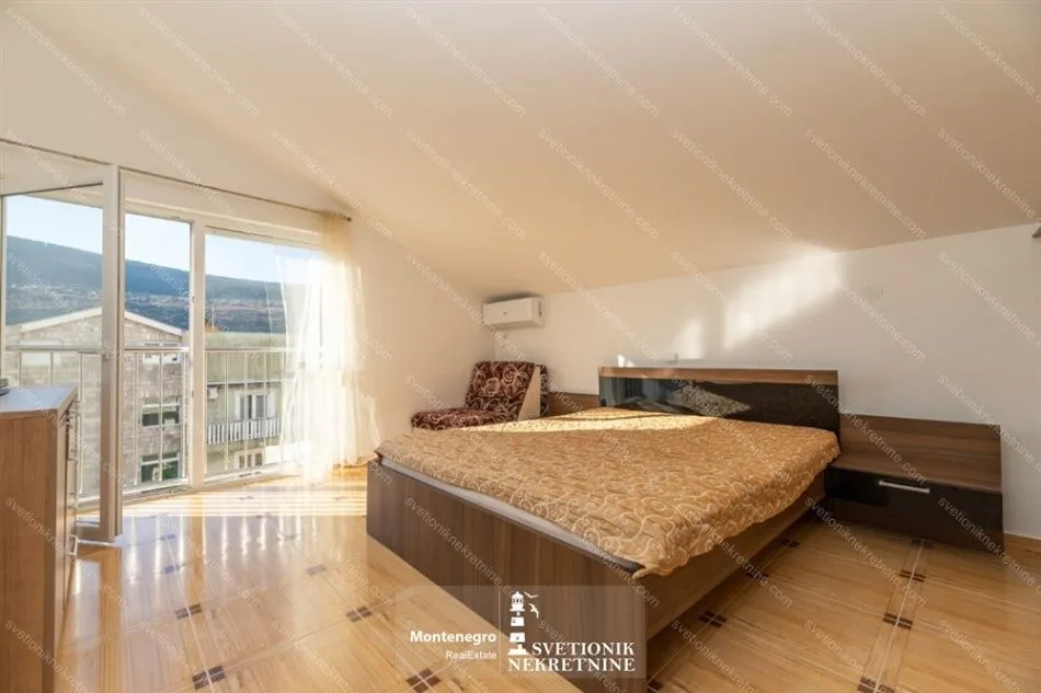 Prodaja, dvosoban stan, 65m², Đenovići, Herceg Novi