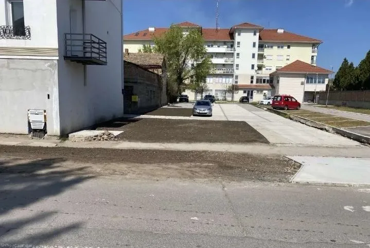 Prodaja, trosoban stan, 85m², Kikinda, Srbija