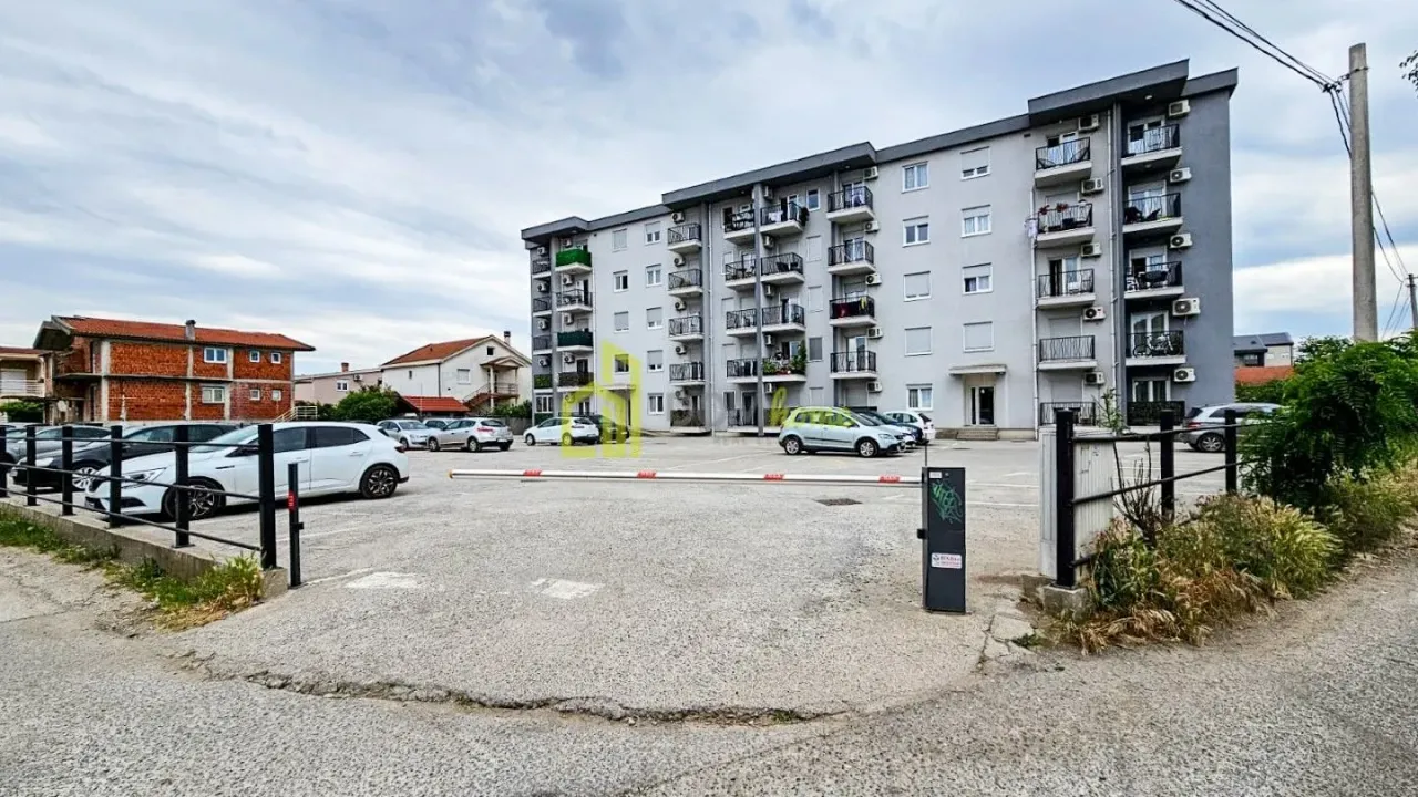 Prodaja, dvosoban stan, 81m², Zabjelo, Podgorica