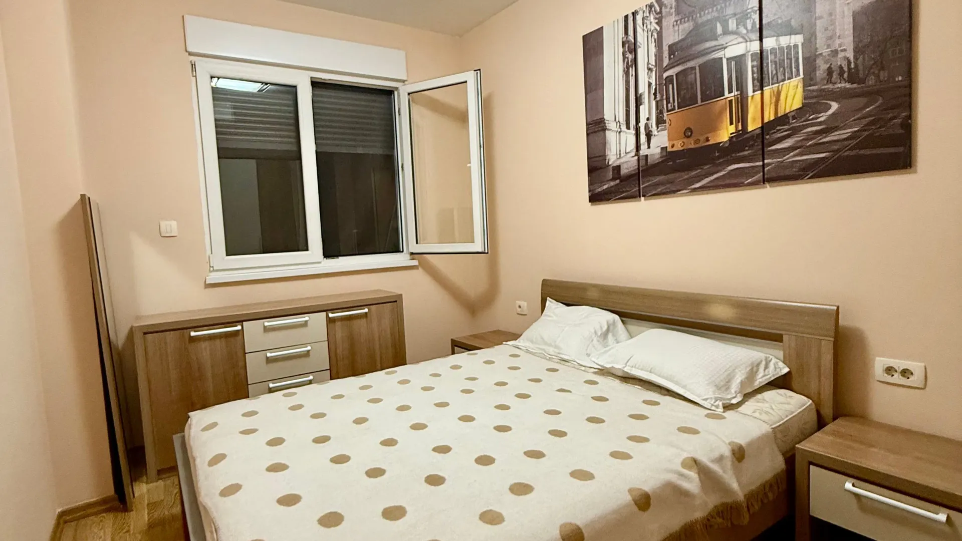 Rent, three bedroom apartment, 48m², Dalmatinska ulica, Podgorica