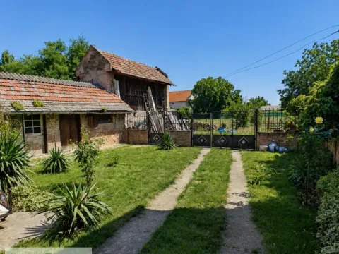 Prodaja, kuća, 150m², Perlez, Zrenjanin - image 6