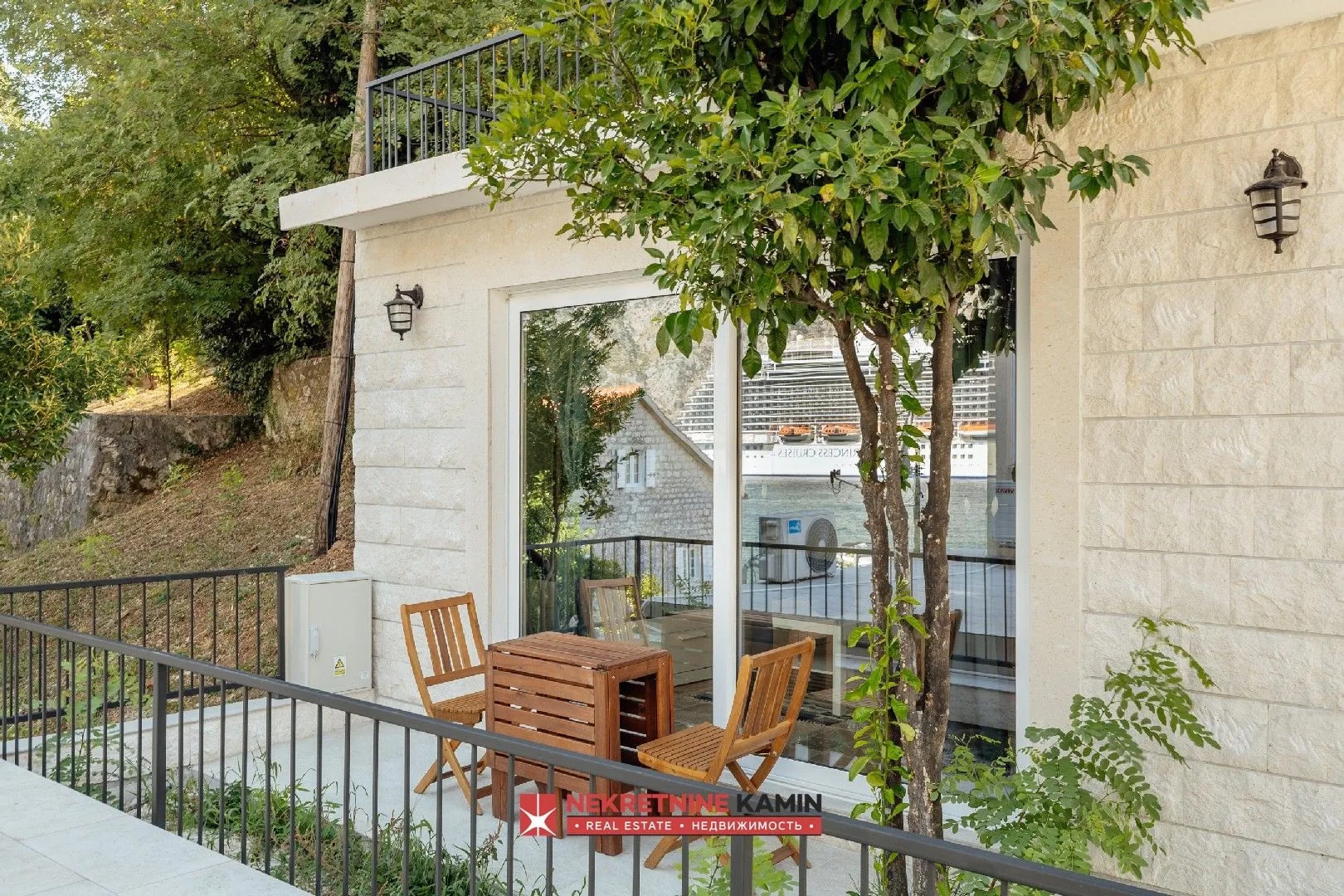 Prodaja, trosoban stan, 103m², Muo, Kotor