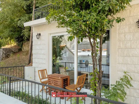 Sale, three bedroom apartment, 103m², Muo, Kotor - image 12