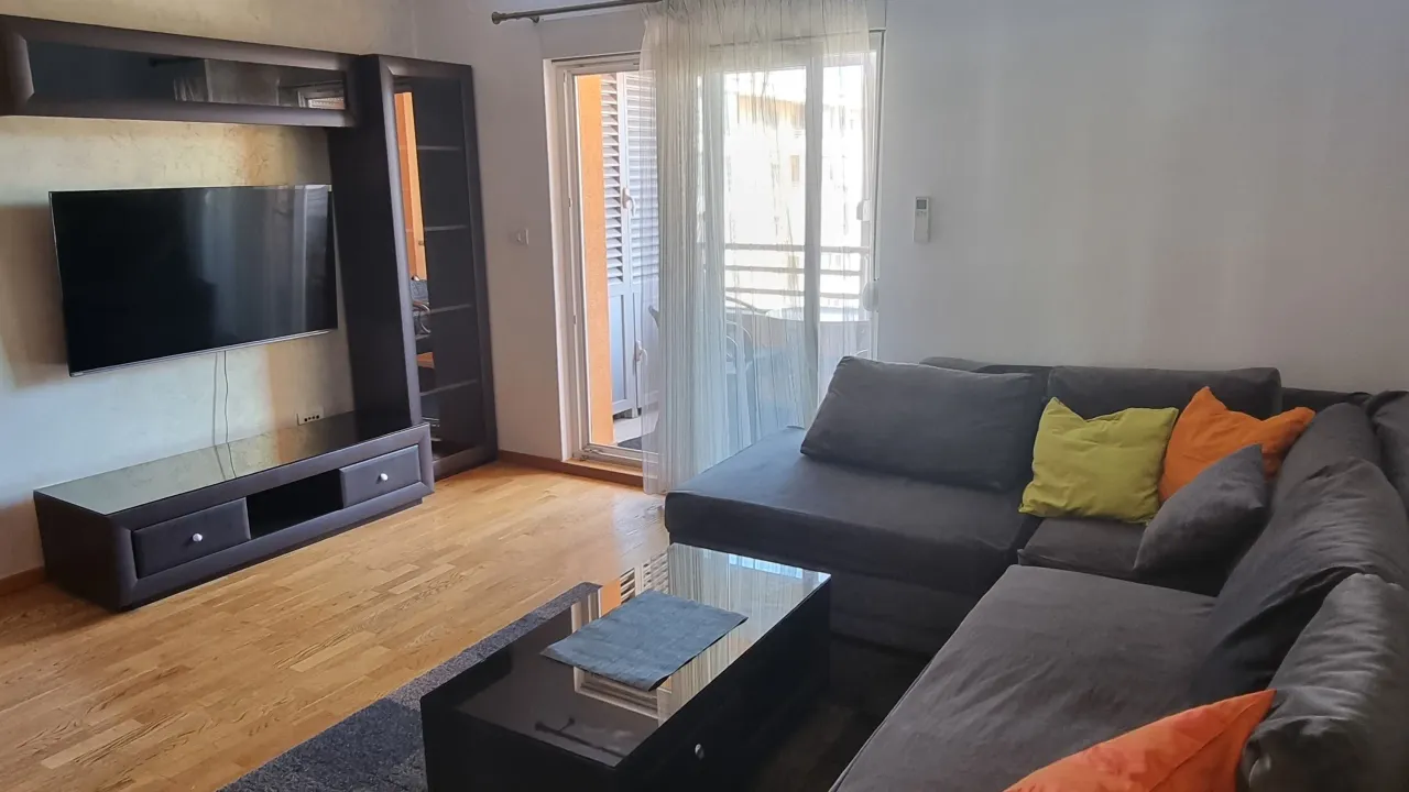 Rent, two bedroom apartment, 68m², City Kvart, Podgorica