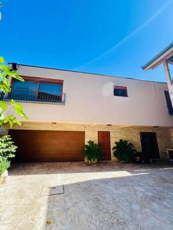 Prodaja, kuća, 300m², Bar, Crna Gora
