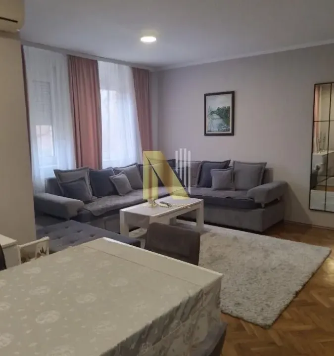 Izdavanje, dvosoban stan, 60m², Novo naselje, Novi Sad
