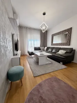 Izdavanje, dvosoban stan, 66m², Stari Aerodrom, Podgorica - image 4
