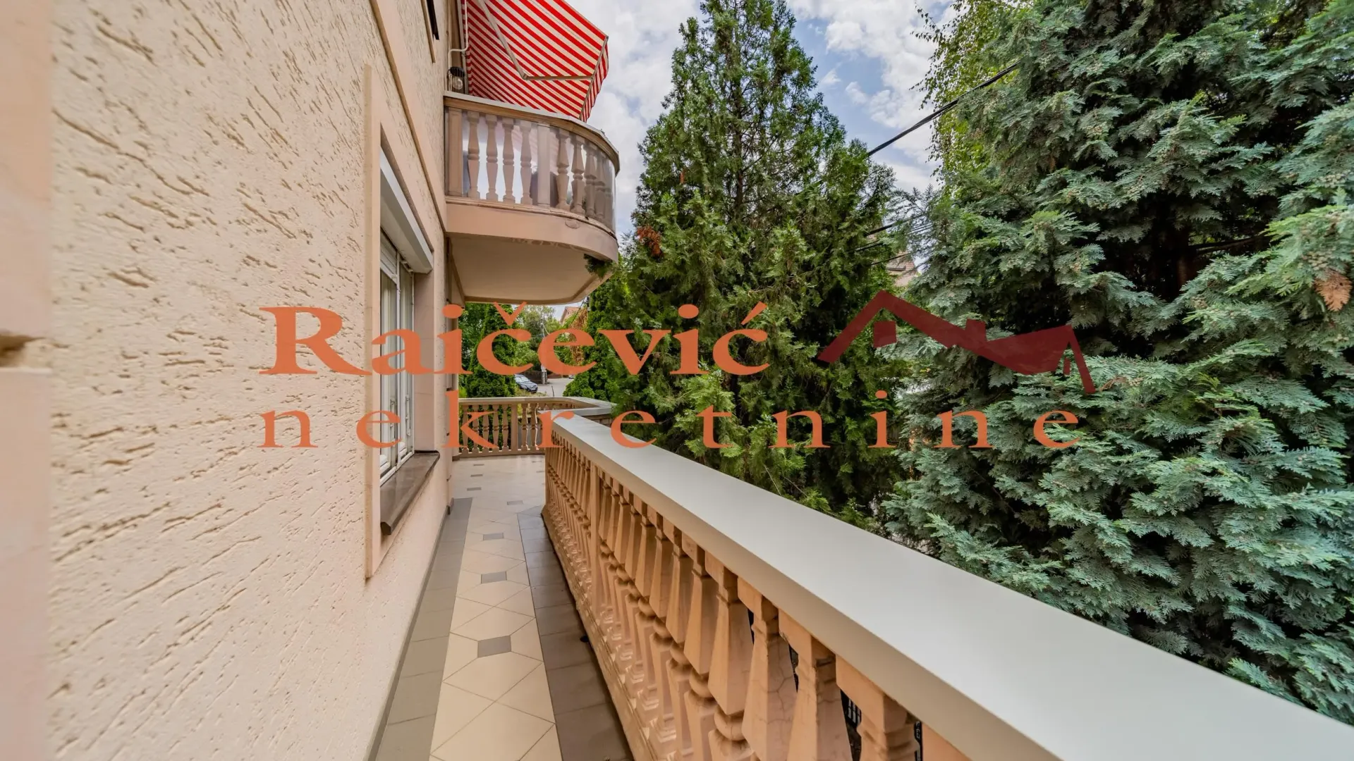 Prodaja, trosoban stan, 127m², Zvezdara Sve Podlokacije, Beograd