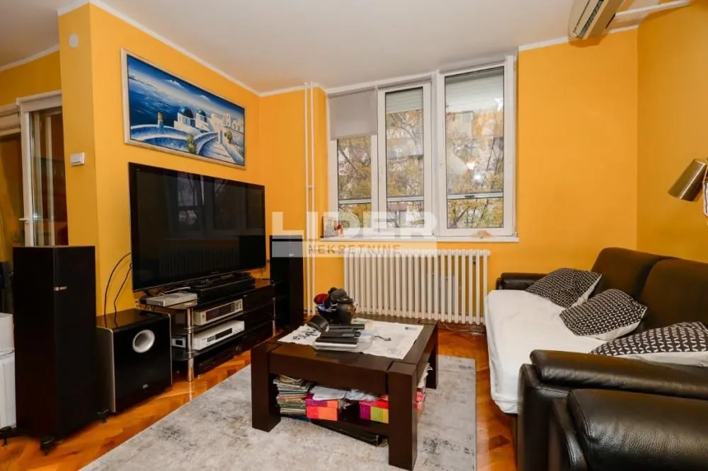 Sale, one bedroom apartment, 54m², Stari Grad, Beograd