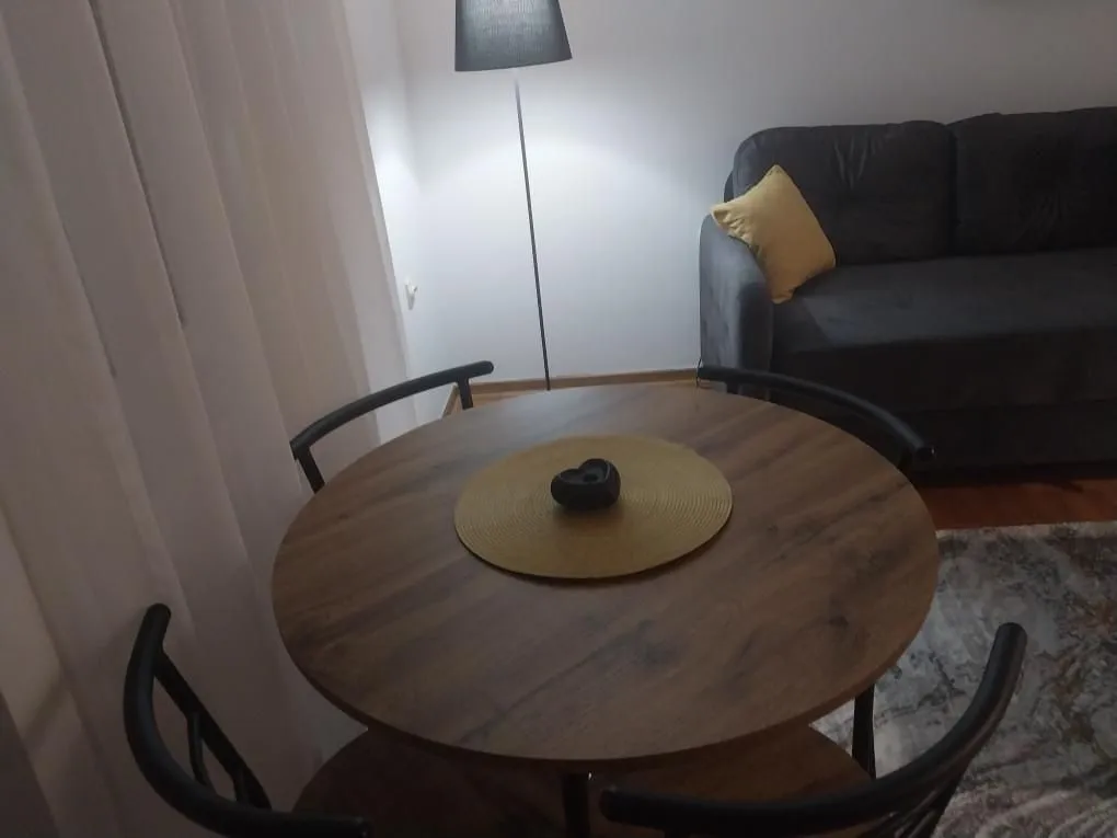 Prodaja, dvosoban stan, 37m², Centar, Podgorica