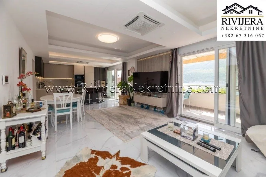 Prodaja, trosoban stan, 122m², Đenovići, Herceg Novi