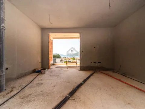 Sale, two bedroom apartment, 52m², Tivat, Crna Gora - image 2