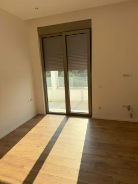 Prodaja, trosoban stan, 113m², Tivat, Crna Gora - image 17