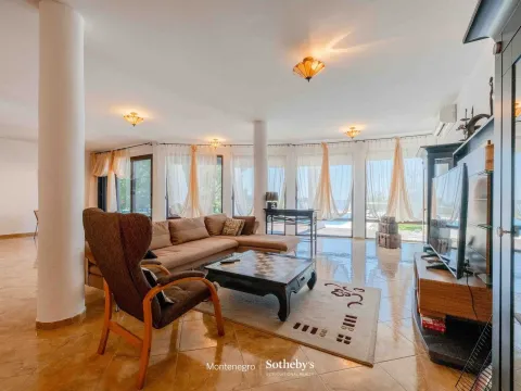 Sale, house, 416m², Utjeha, Bar - image 5