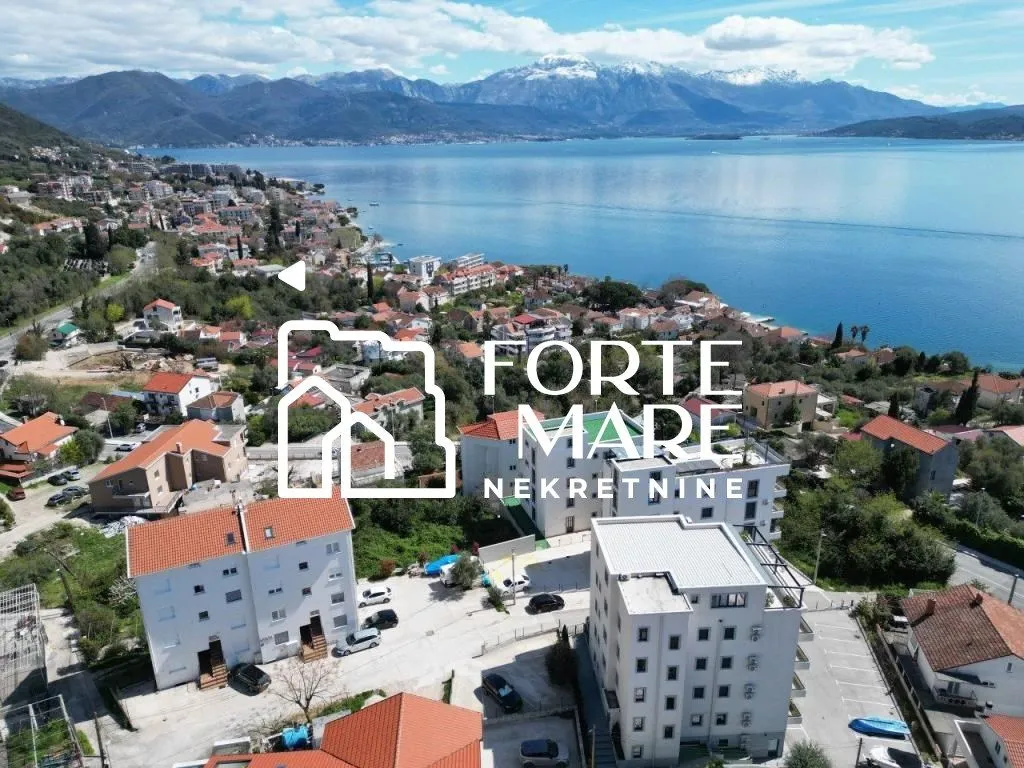 Prodaja, dvosoban stan, 124m², Đenovići, Herceg Novi
