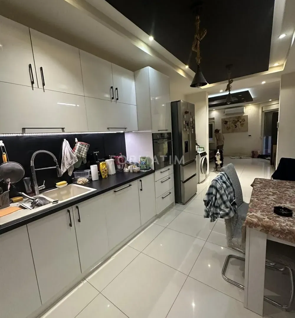 Sale, apartment, 227m², Palilula Sve Podlokacije, Beograd