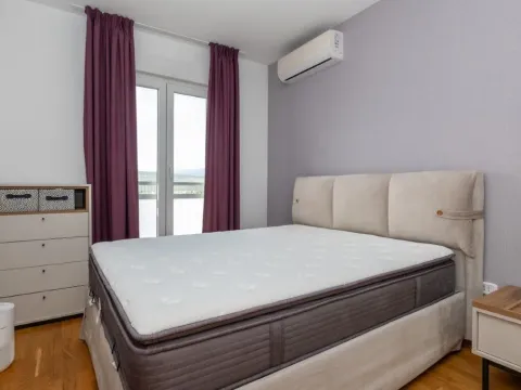 Prodaja, dvosoban stan, 63m², City Kvart, Podgorica - image 7