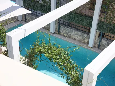 Prodaja, kuća, 181m², Prčanj, Kotor - image 19