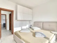 Sale, two bedroom apartment, 59m², Petrovac, Budva - image 4