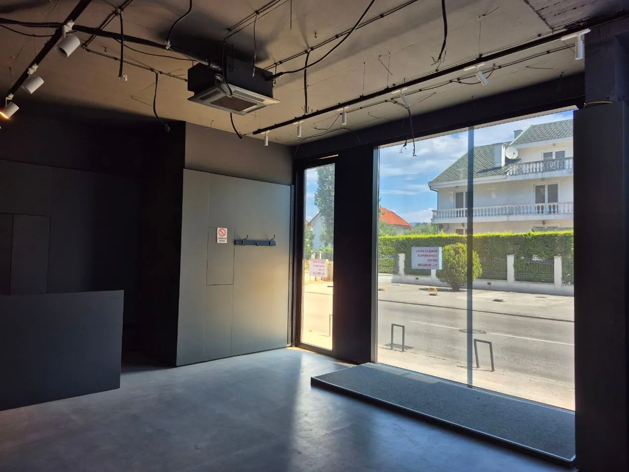 Rent, office space, 150m², Dalmatinska ulica, Podgorica