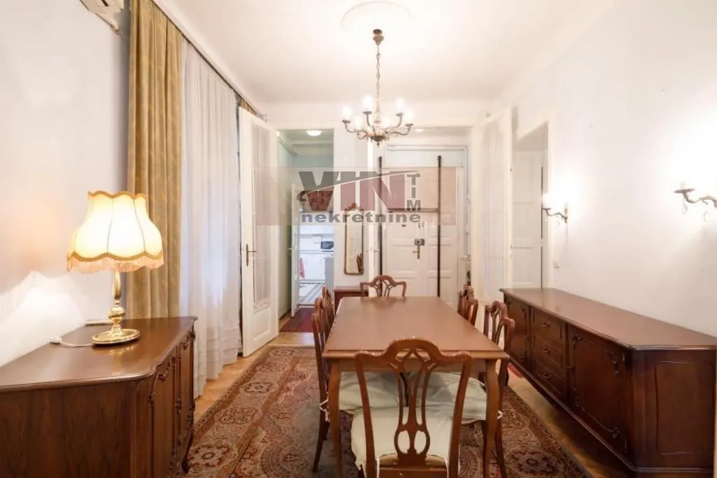 Prodaja, stan, 121m², Stari Grad, Beograd