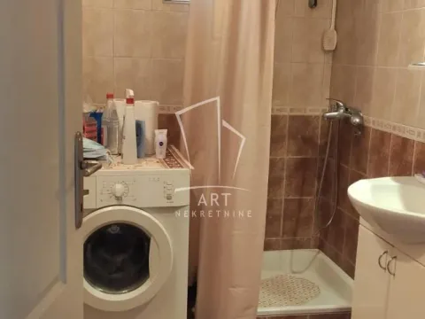 Prodaja, kuća, 240m², Voždovac Sve Podlokacije, Beograd - image 3