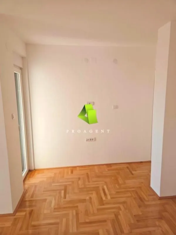 Prodaja, jednosoban stan, 55m², Medijana, Niš